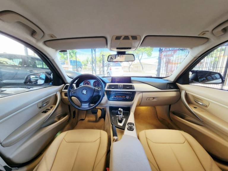 BMW - 320I - 2013/2014 - Branca - Sob Consulta
