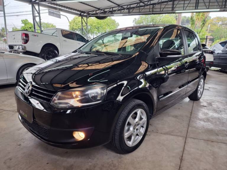 VOLKSWAGEN - FOX - 2012/2013 - Preta - Sob Consulta