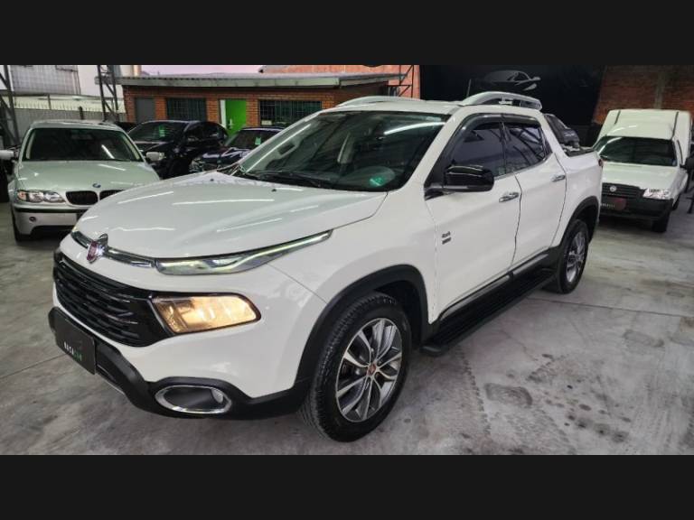 FIAT - TORO - 2019/2020 - Branca - Sob Consulta