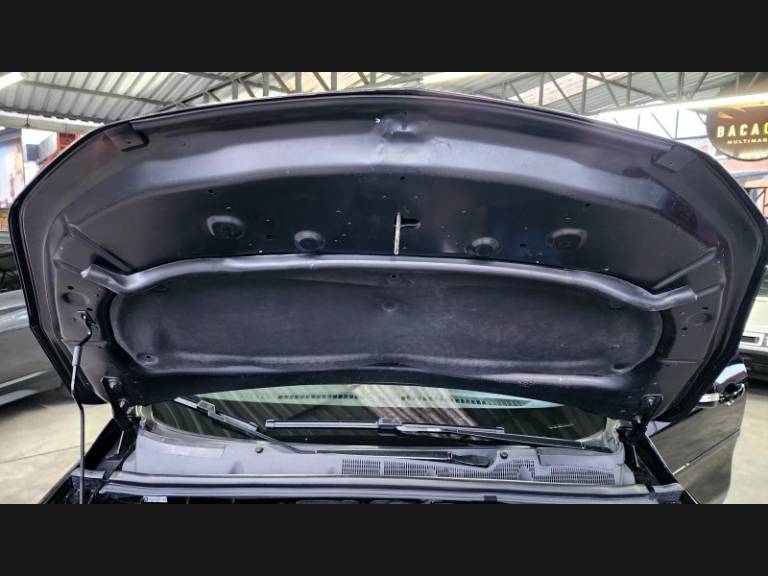 CHEVROLET - TRACKER - 2018/2019 - Preta - R$ 74.900,00