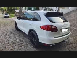 PORSCHE - CAYENNE - 2012/2012 - Branca - R$ 129.900,00
