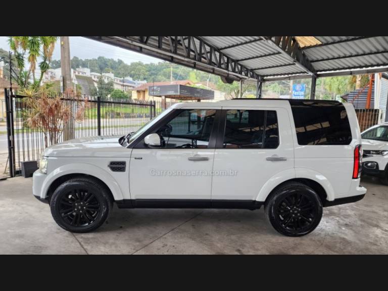 LAND ROVER - DISCOVERY 4 - 2015/2016 - Branca - Sob Consulta