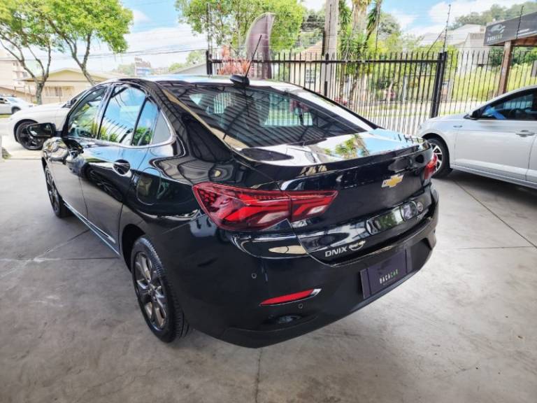 CHEVROLET - ONIX - 2019/2020 - Preta - R$ 68.900,00