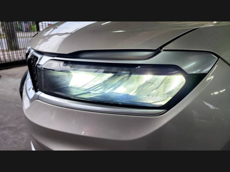 JEEP - COMMANDER - 2022/2022 - Dourada - Sob Consulta