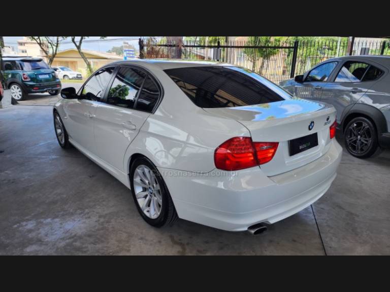 BMW - 320I - 2011/2012 - Branca - Sob Consulta