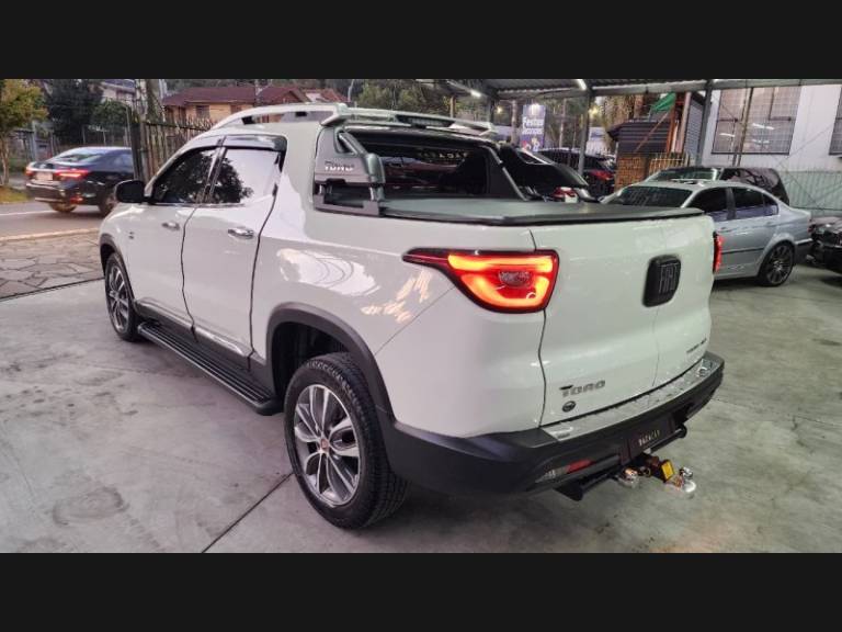 FIAT - TORO - 2019/2020 - Branca - Sob Consulta