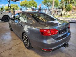 VOLKSWAGEN - JETTA - 2011/2012 - Cinza - Sob Consulta