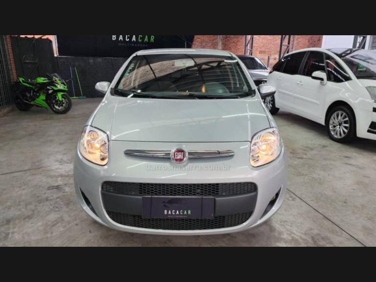 FIAT - PALIO - 2014/2015 - Prata - Sob Consulta