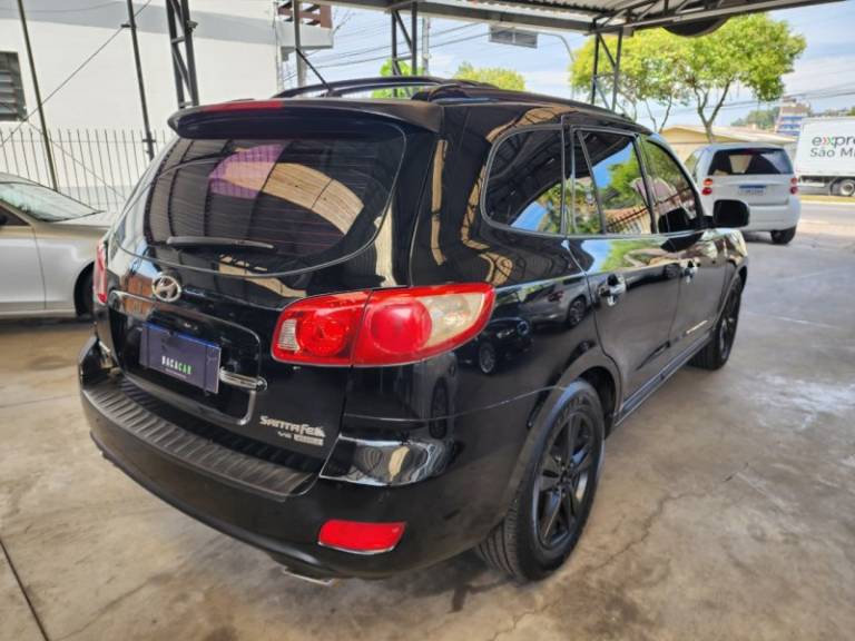 HYUNDAI - SANTA FÉ - 2008/2009 - Preta - R$ 33.900,00