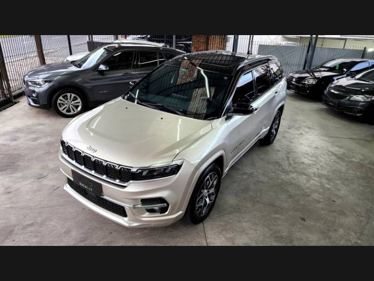 JEEP - COMMANDER - 2022/2022 - Dourada - Sob Consulta