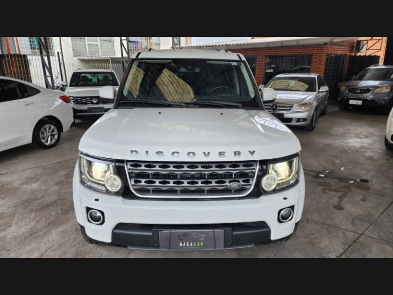 LAND ROVER - DISCOVERY 4 - 2015/2016 - Branca - Sob Consulta