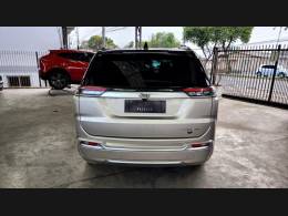 JEEP - COMMANDER - 2022/2022 - Dourada - Sob Consulta