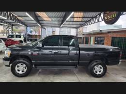 DODGE - RAM - 2006/2007 - Preta - R$ 109.990,00