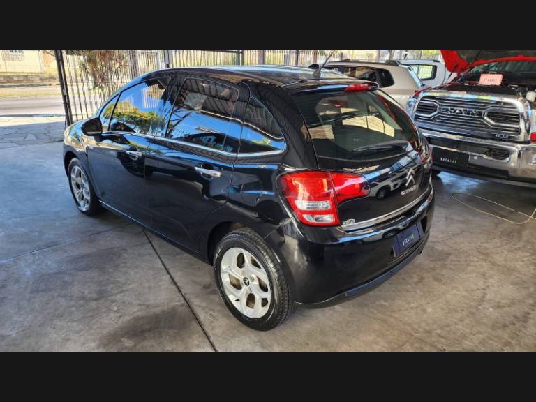 CITROËN - C3 - 2014/2015 - Preta - R$ 31.900,00