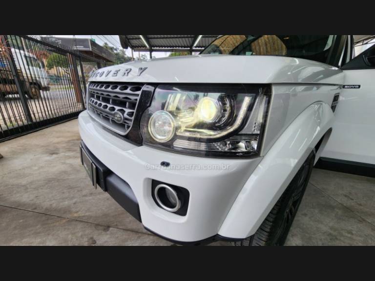 LAND ROVER - DISCOVERY 4 - 2015/2016 - Branca - Sob Consulta