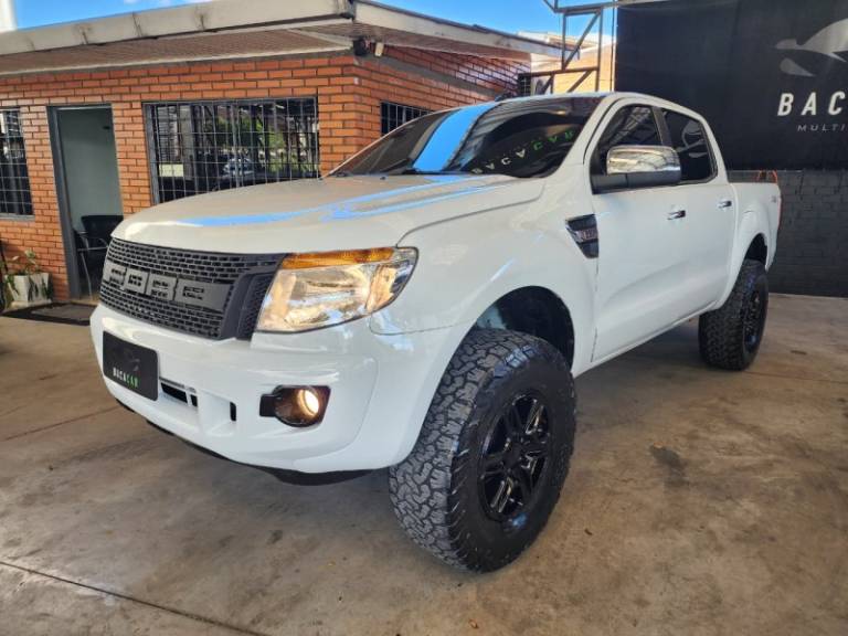 FORD - RANGER - 2014/2015 - Branca - Sob Consulta