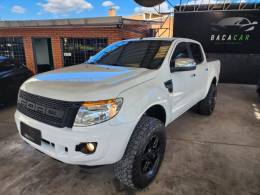 FORD - RANGER - 2014/2015 - Branca - Sob Consulta