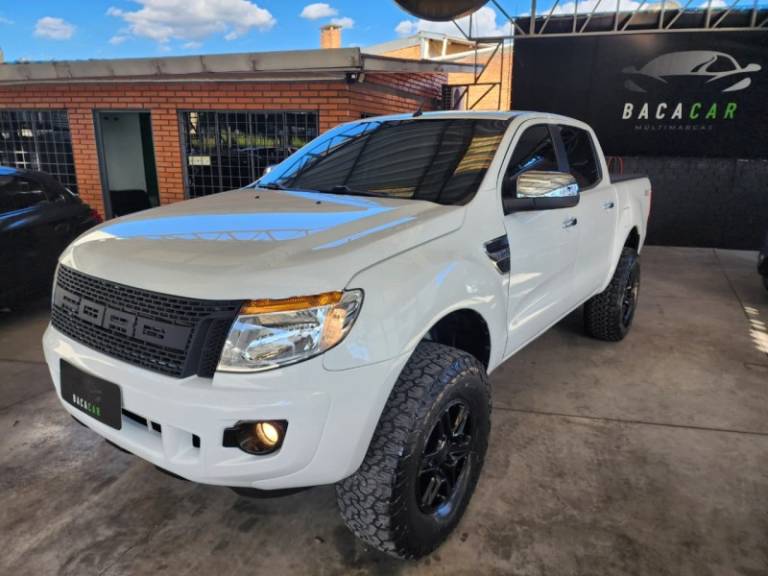 FORD - RANGER - 2014/2015 - Branca - Sob Consulta