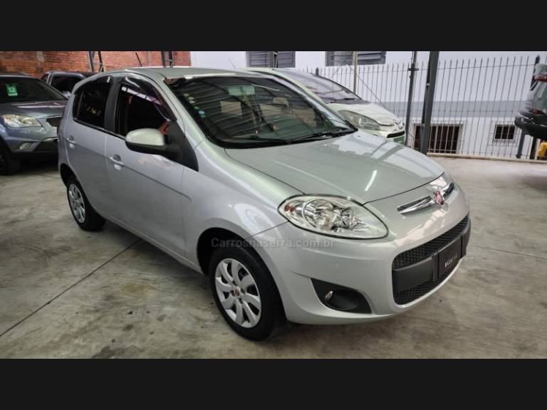 FIAT - PALIO - 2014/2015 - Prata - Sob Consulta