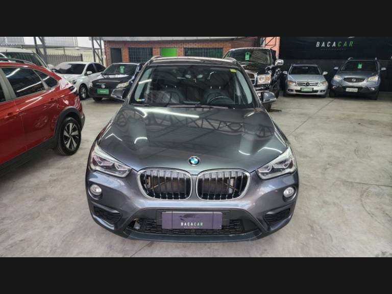 BMW - X1 - 2017/2017 - Cinza - Sob Consulta