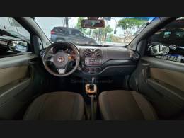 FIAT - PALIO - 2013/2014 - Cinza - R$ 37.900,00