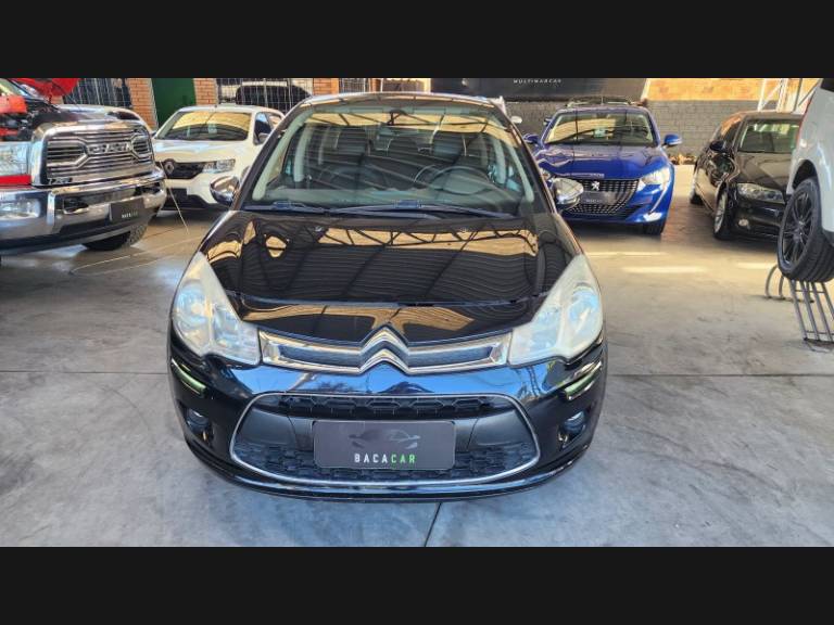 CITROËN - C3 - 2014/2015 - Preta - R$ 31.900,00