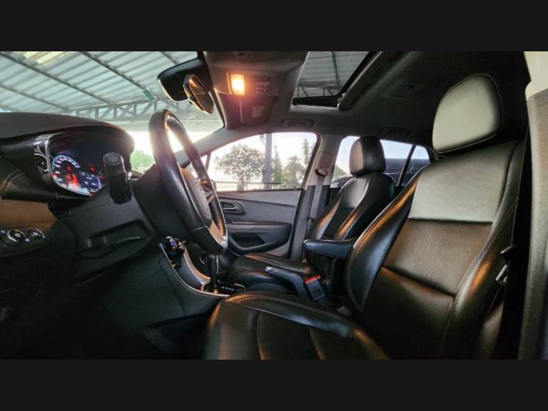 CHEVROLET - TRACKER - 2018/2018 - Branca - Sob Consulta