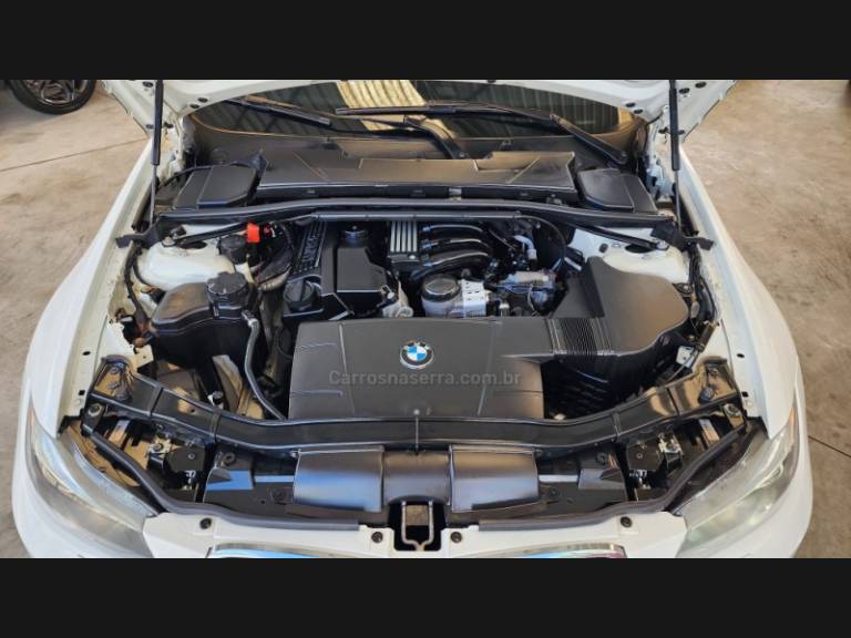 BMW - 320I - 2011/2012 - Branca - Sob Consulta
