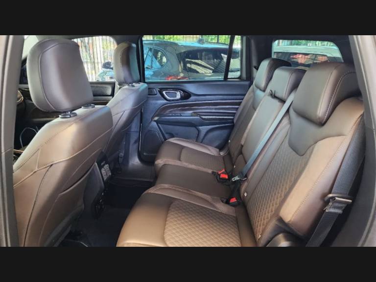 JEEP - COMMANDER - 2022/2022 - Dourada - Sob Consulta