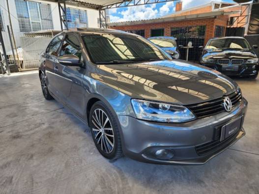 VOLKSWAGEN - JETTA - 2011/2012 - Cinza - Sob Consulta