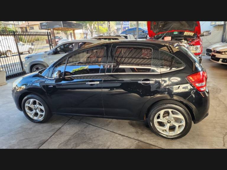 CITROËN - C3 - 2014/2015 - Preta - R$ 31.900,00