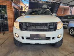 FORD - RANGER - 2014/2015 - Branca - Sob Consulta