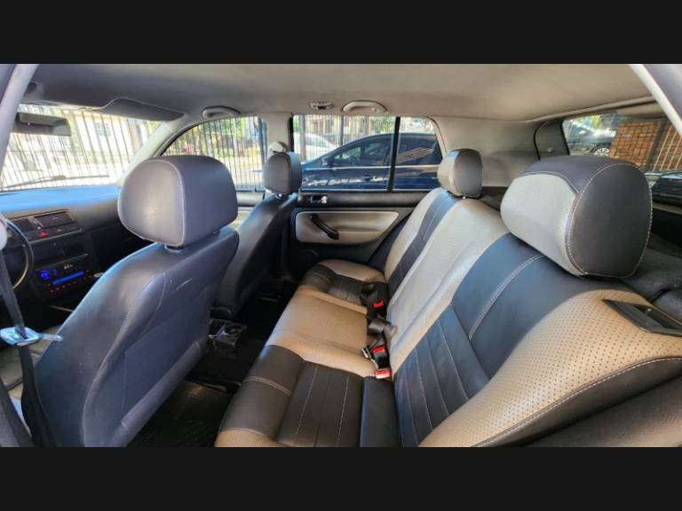 VOLKSWAGEN - GOLF - 2007/2008 - Preta - Sob Consulta