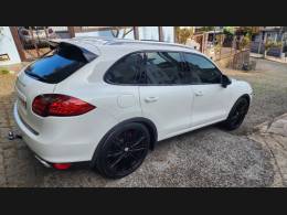 PORSCHE - CAYENNE - 2012/2012 - Branca - R$ 129.900,00