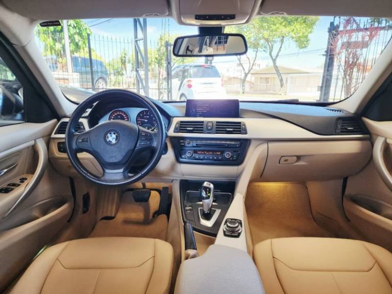 BMW - 320I - 2013/2014 - Branca - Sob Consulta